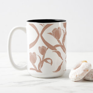 Taza Bicolor Tulipanes de impresión en bloque beige, trigo dora