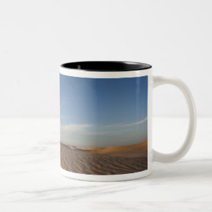 Taza Bicolor Túnez, desierto del Sahara, Douz, Gran Duna, atard