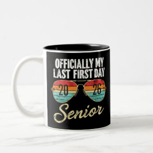Taza Bicolor Último primer día Senior 2026