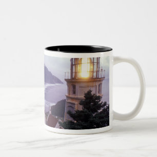 Taza Bicolor Un día brumoso en la costa de Oregón en Heceta