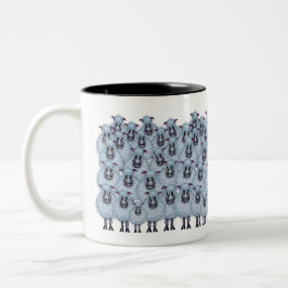 Taza Bicolor Un rebaño de ovejas caricatura