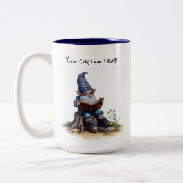 Taza Bicolor Una pintura en acuarela de un gnomo lindo