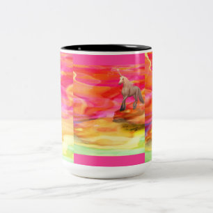 Taza Bicolor Unicornio en desierto pintado