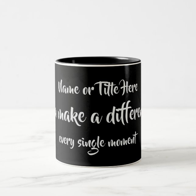 Taza Bicolor Usted hace una diferencia personalizada (Centro)