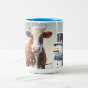 Taza Bicolor Vaca y muñeco de nieve en el campo invernal