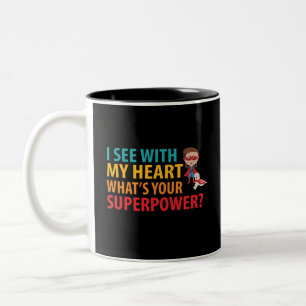 Taza Bicolor Veo Con Mi Chico Del Corazón - Ceguera Braille