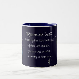 Taza Bicolor versículo bíblico cristiano Romanos 8:28