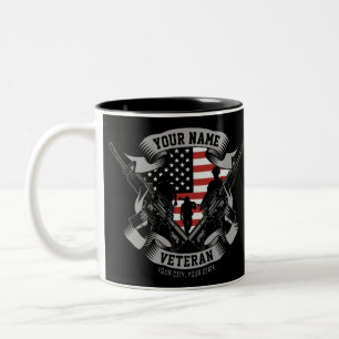 Taza Bicolor Veterano norteamericano personalizado orgulloso de
