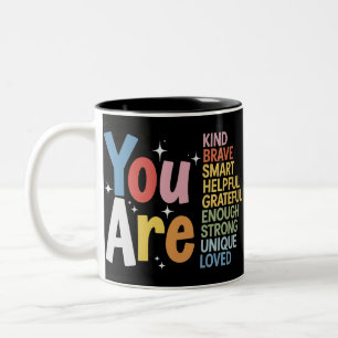 Taza Bicolor Vida de maestro Sé amable Enseñanza Estudiantes de