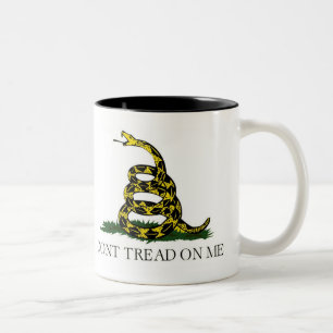 Taza Bicolor Vida, libertad y la búsqueda de la felicidad