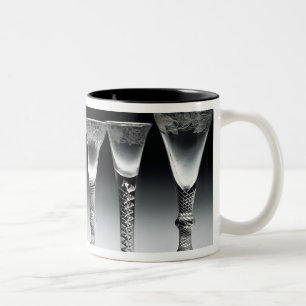 Taza Bicolor vidrios de la Aire-torsión, 1750-60