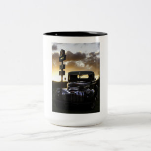 Taza Bicolor Viejo camión Chevy Mug