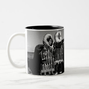 Taza Bicolor Vintage eskimo esquimal vestido de piel Alaska igl