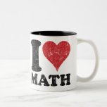 Taza Bicolor Vintage I Love Math<br><div class="desc">Que todos sepan lo mucho que les encantan las matemáticas con esta taza de estilo vintage que dice,  "I Heart (Love) Math" en una audaz letra negra con corazón. El diseño está angustiado por un aspecto vintage.</div>
