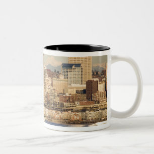 Taza Bicolor WA, Seattle, horizonte de Seattle y bahía de Ellio