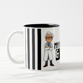 Taza Bicolor White Prison Stripe cartoon grumpy senior doctor