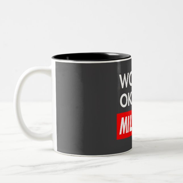 Taza Bicolor Worlds okayest Milligan (Izquierda)