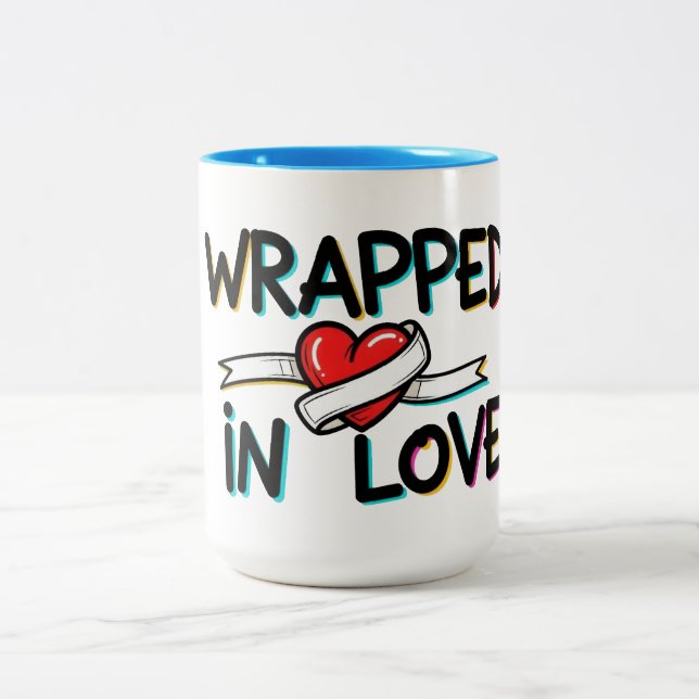 Taza Bicolor Wrapped in Love (Centro)