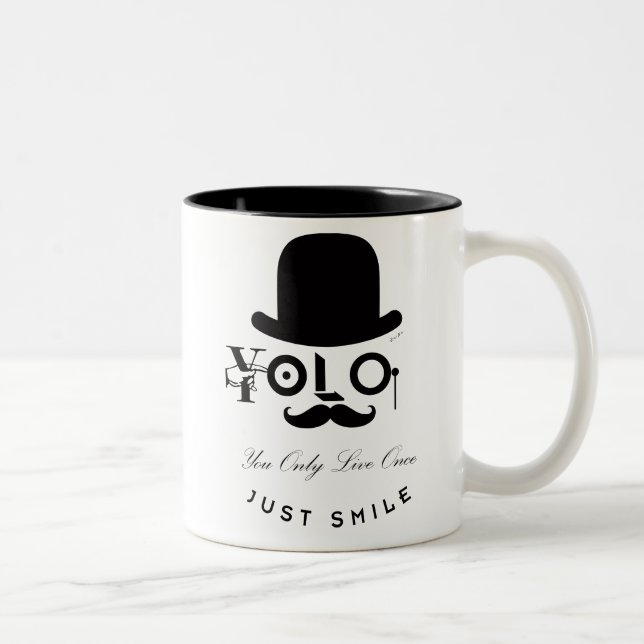 Taza Bicolor YOLO: Solo Vives Una Vez - ¡Sonríe! (Derecha)