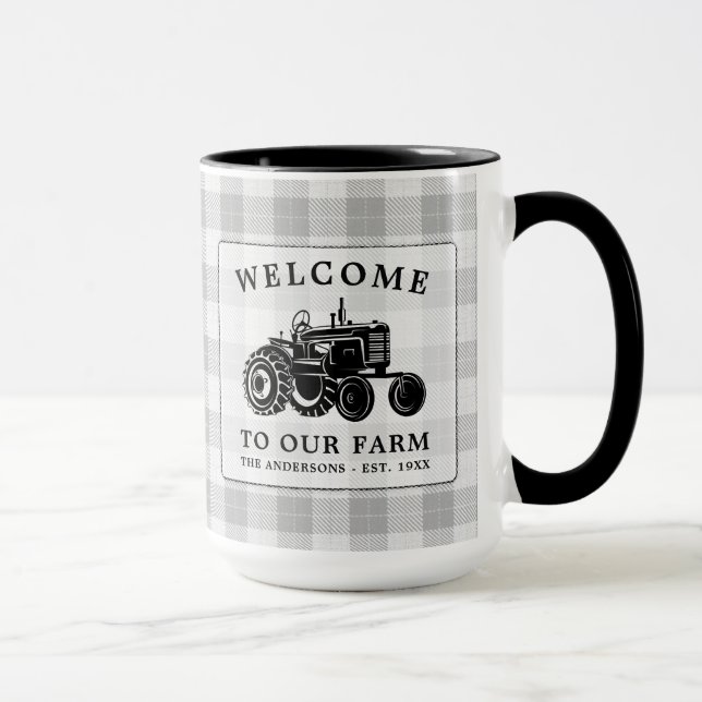 Taza Bienvenida Familia Nombre Granja Tractor Placa Bla (Derecha)