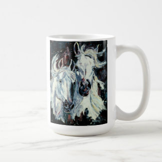 Taza blanca clásica de dos árabes blancos