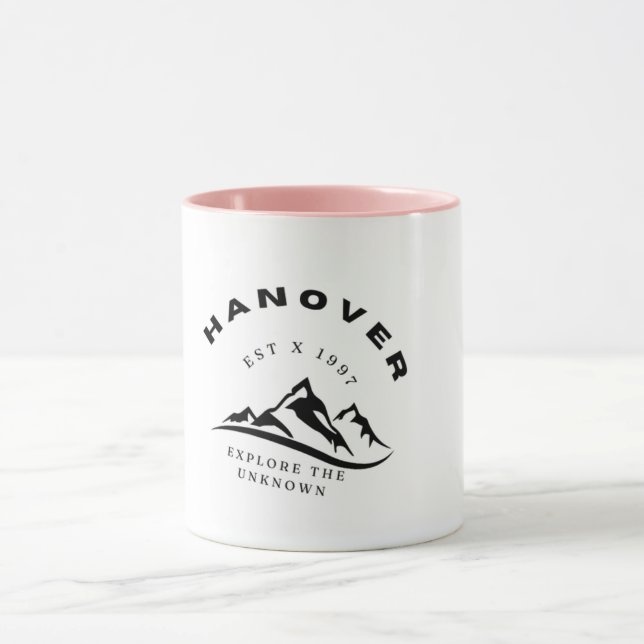 Taza blanca con diseño de montaña (Centro)