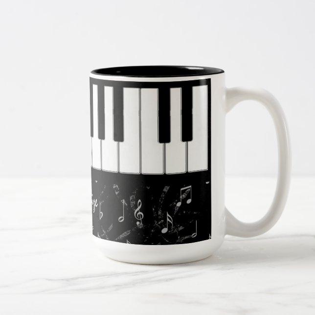 Taza blanco y negro de la música del piano (Derecha)