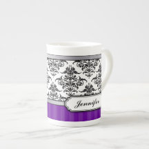 Taza blanco y negro elegante de la porcelana de