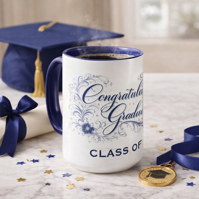 Taza Blue Floral Graduation Script with Custom Year (Subido por el creador)