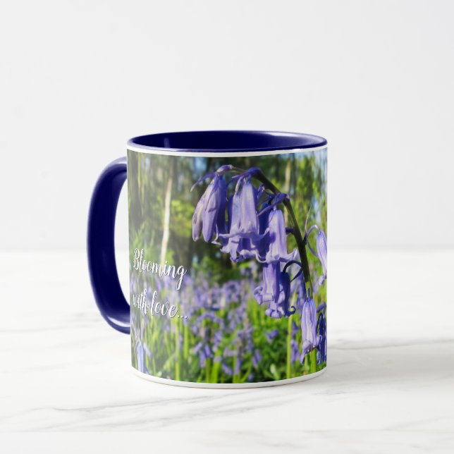 Taza Bluebells en flor - Día personalizado de la madre (Anverso izquierdo)