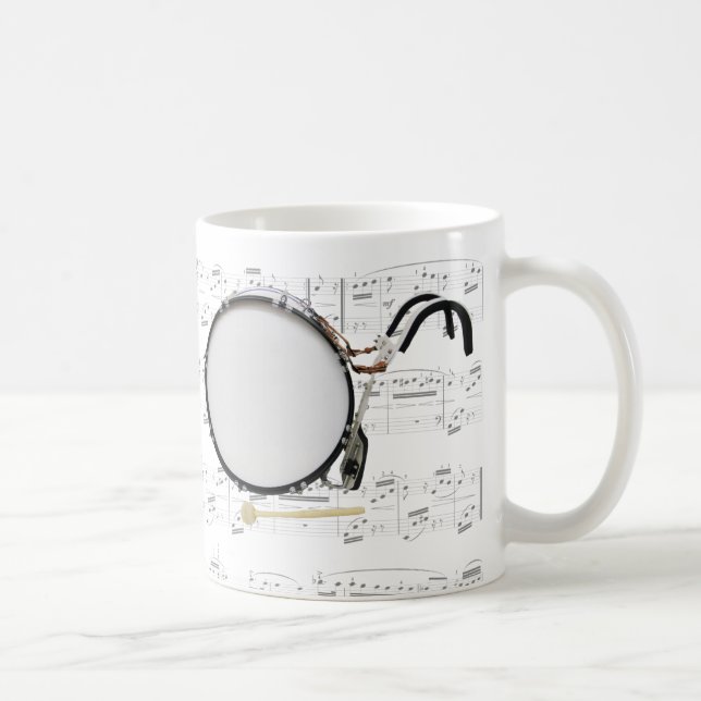 Taza - bombo que marcha con partitura (Derecha)