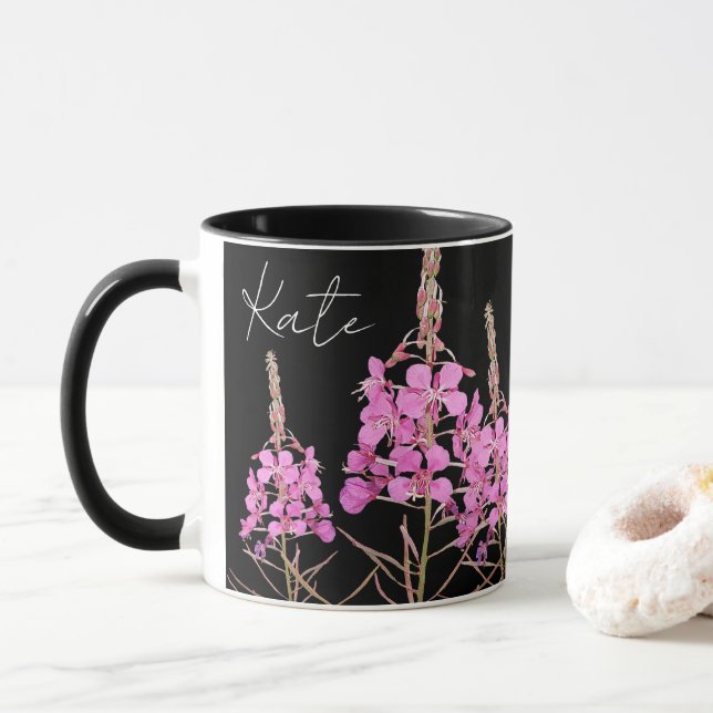 Taza bonito de personalizable boho floral rosa Nombre K (Con donut)