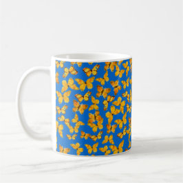 Taza Bonito Ringer Mug, mariposas doradas sobre el ciel