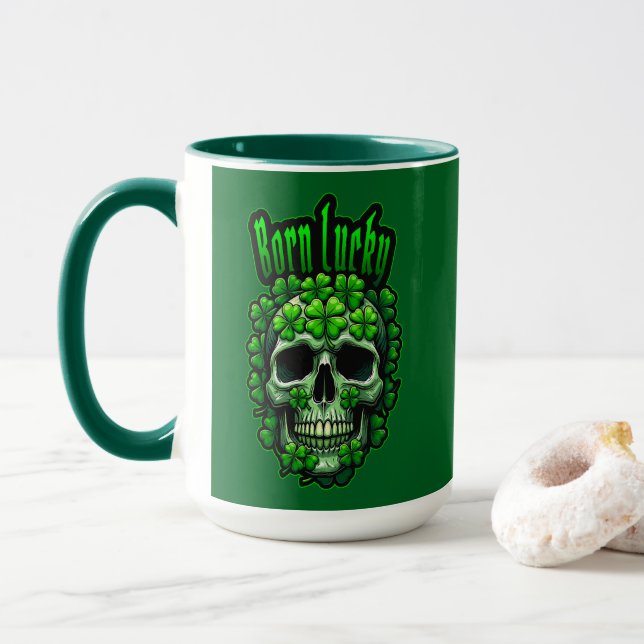 Taza Born Lucky Skull St Patrick’s Day - caneca (Con donut)