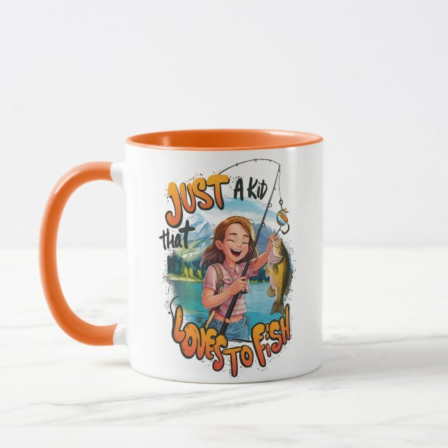 Taza Bountiful Catch: Joven Chica con pescado y pesca (Izquierda)