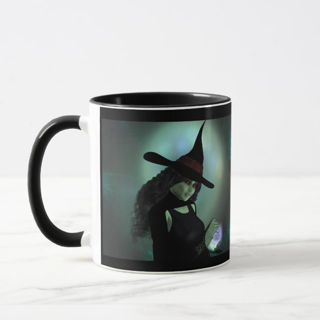 Taza Bruja malvada lanzando un golpe (Izquierda)