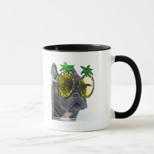 Taza Bulldog francés en la playa