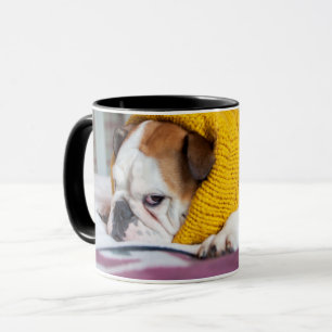 Taza Bulldog inglés de las imágenes el de Getty