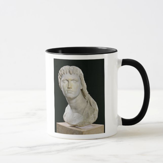 Taza Busto de Cleopatra II o sus hijas (Derecha)