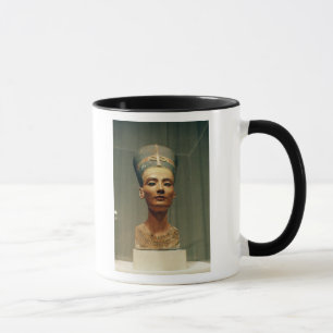 Taza Busto de la reina Nefertiti, vista delantera