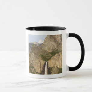 Taza CA, Parque Nacional Yosemite, Cataratas Bridalveil