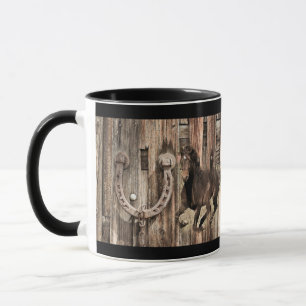 Taza Caballo Rústico de herradura en madera de granero