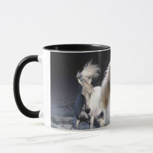 Taza Caballos corriendo lanzando almohada