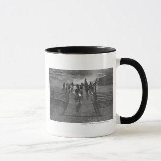 Taza Caballos en el corral