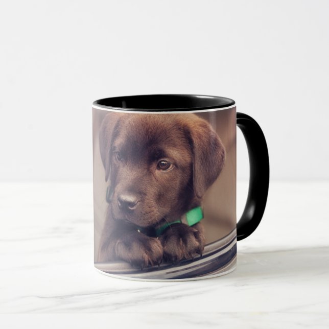 Taza Cachorro De Chocolate En Coche (Anverso derecho)