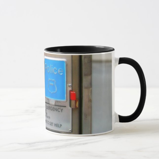 Taza Caja vieja de la llamada de emergencia (Derecha)