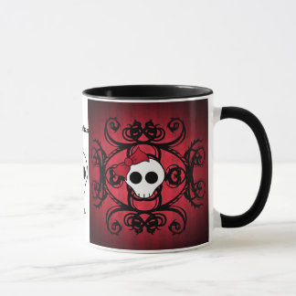 Taza Calavera gótica aguda sobre rojo y negro