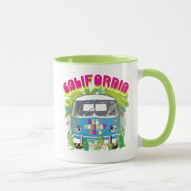 Taza California que practica surf a Van (Derecha)