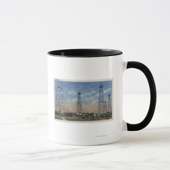 Taza CaliforniaView de los pozos de petróleo (Derecha)