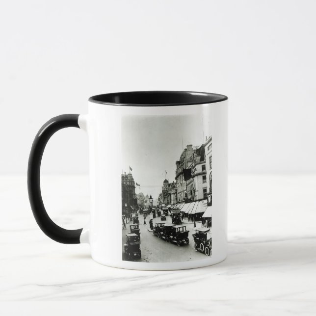 Taza Calle regente, los años 10 (Izquierda)